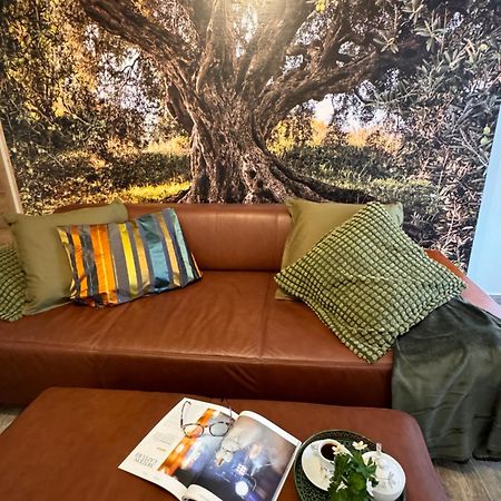 Apartment With A Terrace Forest Home Lullula Veprinac Bagian luar foto