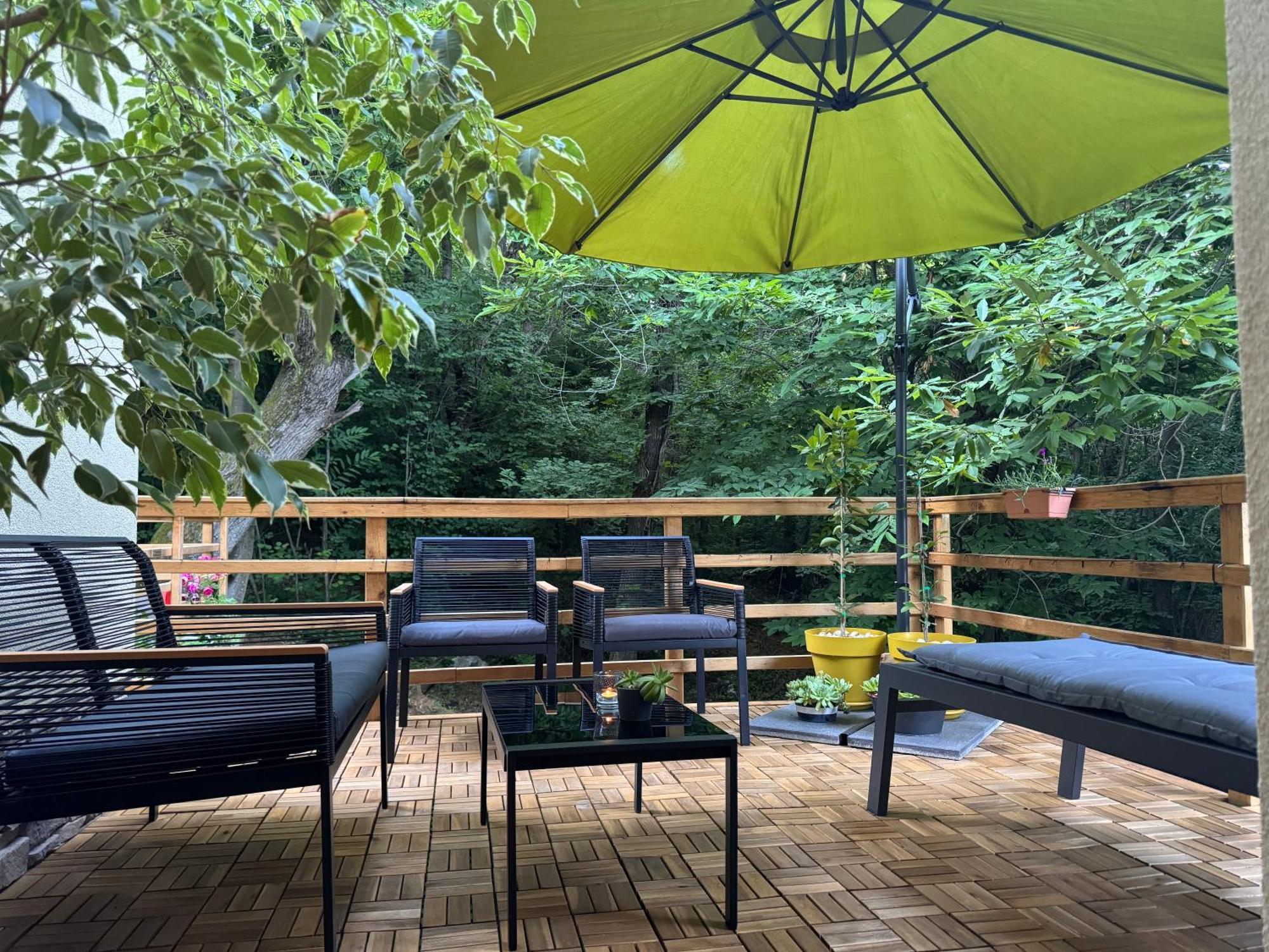 Apartment With A Terrace Forest Home Lullula Veprinac Bagian luar foto